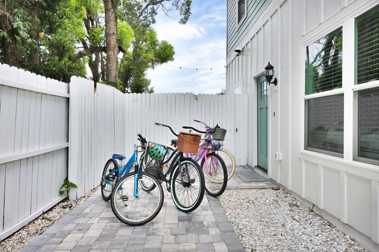 Few Steps To Ocean-4 Beach Cruisers & Free Parking & Private Backyard Jacksonville Beach Ngoại thất bức ảnh